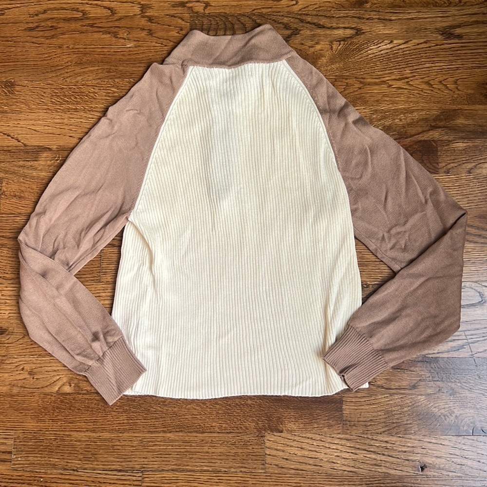 Monrow Two tone neutral 1/4 zip knit sweater size medium - Picture 10 of 12